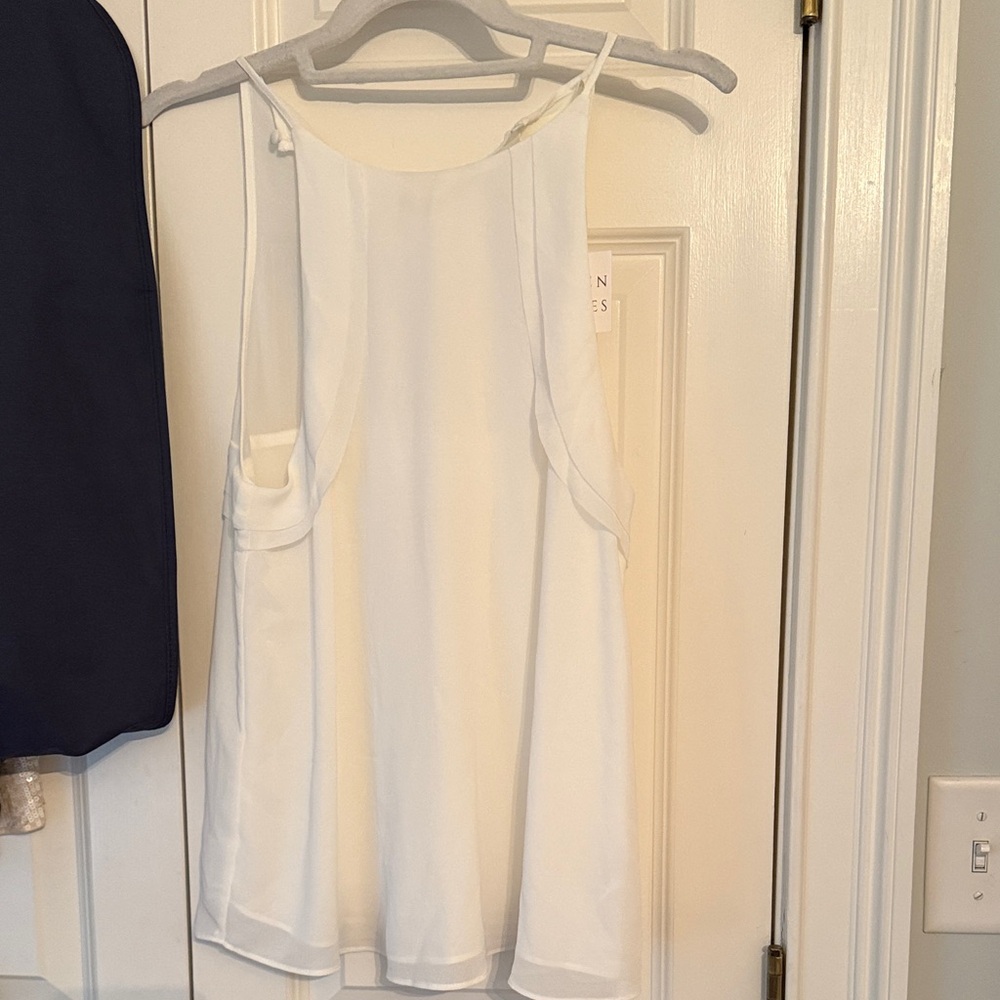 Elegant White Sleeveless Top